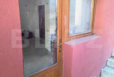 Casă cu 5 camere cu Teren 521 Mp în Central - 2