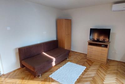 Inchiriez apartament 1 camera, decomandat, zona Orizont, Micalaca - 2