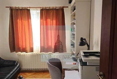 De vanzare apartament 4 camere/ zona Tractorul - 5