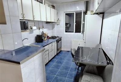 Vanzare Apartament 3 Camere Decomandat Aparatorii Patriei-Al.Tomesti - 3