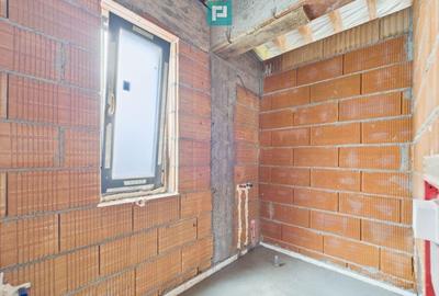 Casă cu 4 camere cu Teren 365 Mp în Central - 3