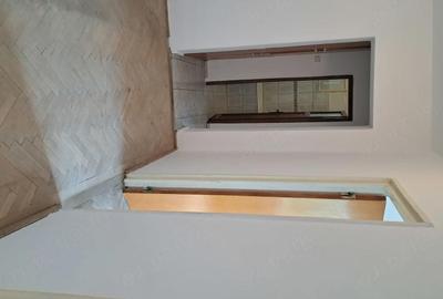 Apartament cu 3 camere semidecomandat în Nord - 6