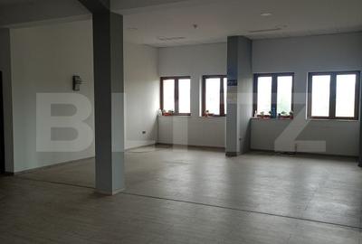 Spațiu comercial, de 185 mp, în Libertății - 4