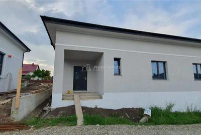 Casă cu Teren 450 Mp în Moara - 3