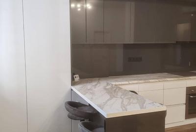 Apartament cu 3 camere decomandat, mobilat în Central - 2