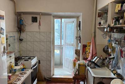 Apartament cu 3 camere decomandat în Canta - 1
