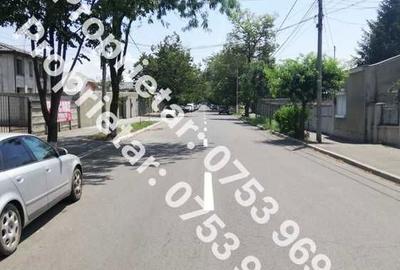 Casă cu 3 camere decomandat în Costi - 5