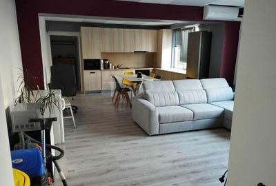 Apartament confortabil, central Cluj-Napoca. Locuința, Cabinete, Birou