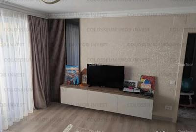 Apartament cu 3 camere decomandat în Astra - 2