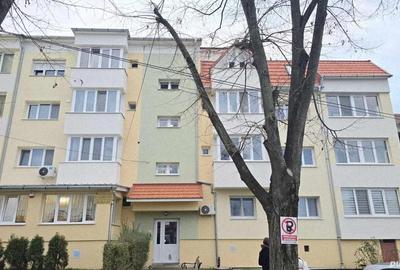 Apartament 4 cam. de vanzare Sanmartin, bloc nou reabilitat - 1