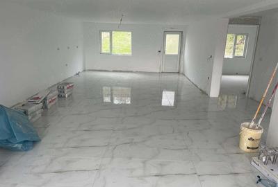 Casă cu Teren 1000 Mp în Central - 5