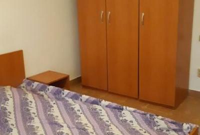 Apartament cu 3 camere semidecomandat în Giulești
