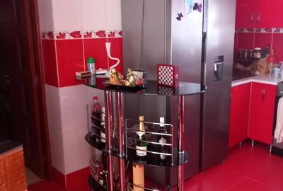 Casă cu 4 camere în Central - 2