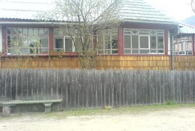 Casă cu 4 camere cu Teren 2000 Mp în Vale - 8