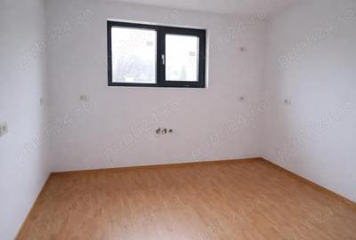 Casă cu 6 camere cu Teren 226 Mp în Odăile - 5