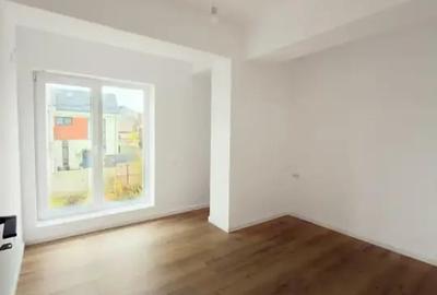 Casa Vila noua 3 dormitoare + birou / 4 bai / 16 min metrou 1 Dec 1918 - 13