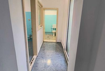 Spațiu comercial, de 70 mp, în Central - 3