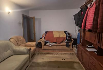 Apartament cu 3 camere decomandat în Dacia