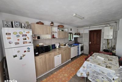 Casă cu 3 camere cu Teren 586 Mp în Central - 12