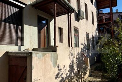 Apartament 3 camere, tavan inalt, garaj, zona bld 16 Decembr - 4