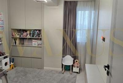 Apartament cu 3 camere, mobilat în Central - 13