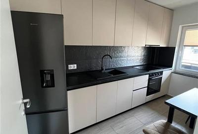 Apartament cu 3 camere decomandat, mobilat în Tractorul - 11