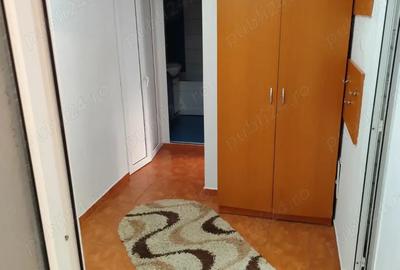 Apartament cu 2 camere decomandat în 1 Decembrie 1918 - 2