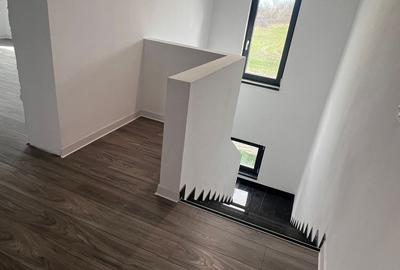 Casă cu 2 camere în Central - 1