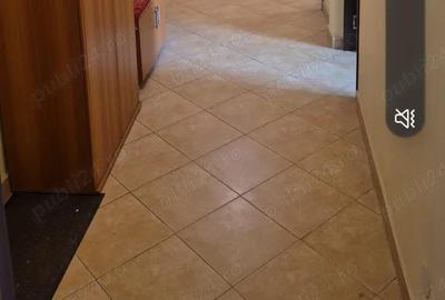 Apartament cu 3 camere decomandat în Dristor