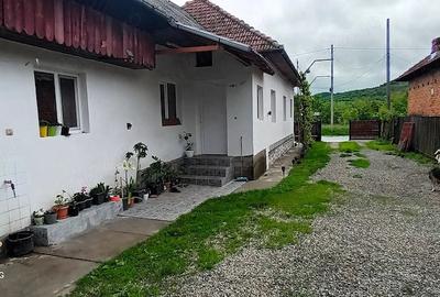 Casă cu 4 camere în Domnești - 6
