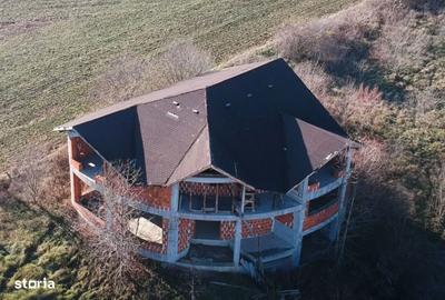 Casă cu 5 camere cu Teren 1000 Mp în Sântuhalm - 1