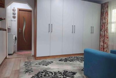 Vand apartament ,2 camere ,zona centrala! - 3