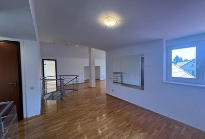 Vila clasica, spatioasa,  piscina, mobilata, langa Britsh School - 16