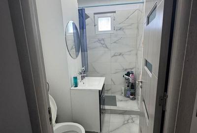 Apartament cu 3 camere în Tineretului - 1