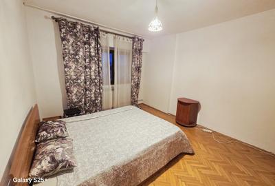 Ap 1 cam D, Gara, vis a vis Mc donalds - 2