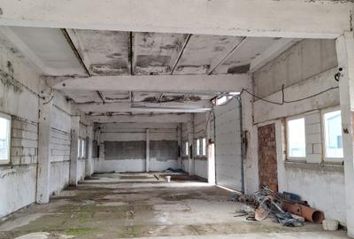 Spațiu industrial, de 1,700 mp, în Central - 1