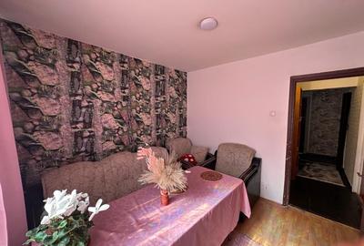 Apartament cu 3 camere decomandat în Drumul Taberei - 3
