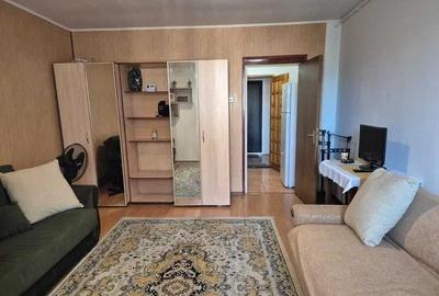 Garsoniera spatioasa cu priveliste spre munti, zona Colina Universitatii - 1
