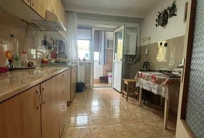 Apartament cu 2 camere decomandat în Obor - 4