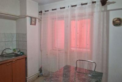 Apartament cu 2 camere decomandat în Central - 4