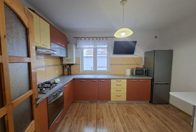 Apartament cu 3 camere semidecomandat, mobilat în Șelimbăr - 8