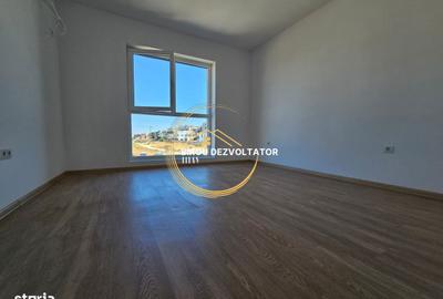 Apartament cu 4 camere decomandat în Titan