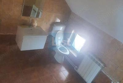Spațiu comercial, de 760 mp, în Central - 3