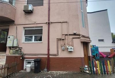 Casa care functioneza ca si gradinita in moment, zona centrala, Matei Voievod - 3