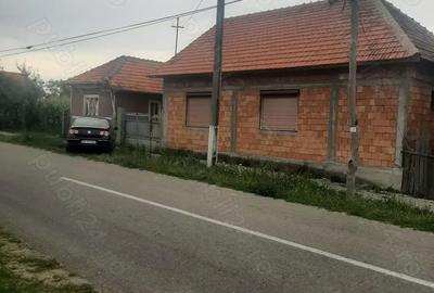 Casă cu 2 camere în Beliu - 5