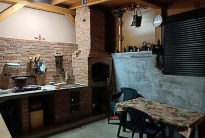Casă cu 6 camere cu Teren 800 Mp în Central - 2