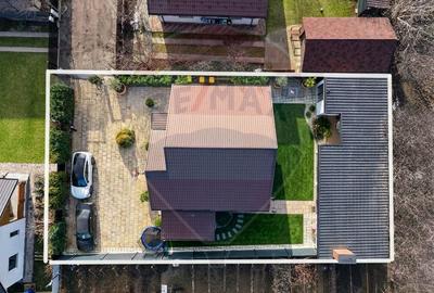 Casă cu 6 camere cu Teren 564 Mp în Hemeiuș - 2