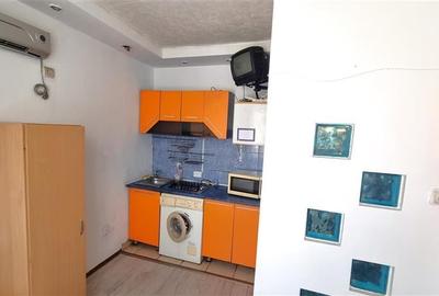 Astra - Carpatilor, camera cu gr sanitar, mobilata - 2