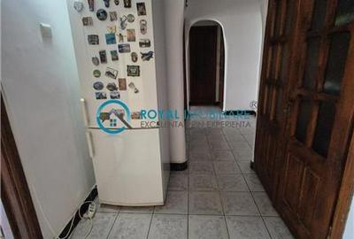 Apartament cu 3 camere decomandat, mobilat în Malu Roșu - 15