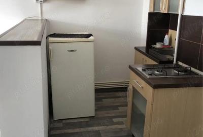 Garsonieră decomandată în Central - 4